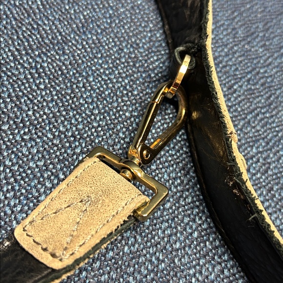 2942 Hammitt Crossbody Purse Shoulder Bag Leather Gold Hardware - Picture 2 of 15